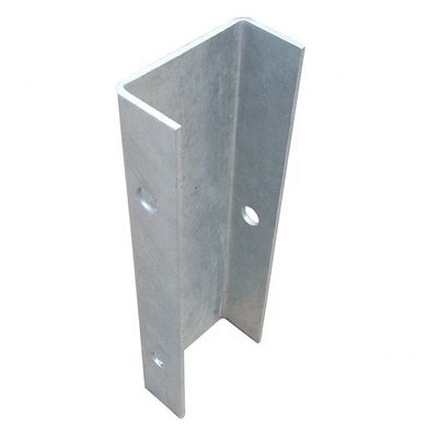 Highway Guardrail Spacer Channel Post AASHTO Standard Metall Straßenverkehrssicherheit mit Material