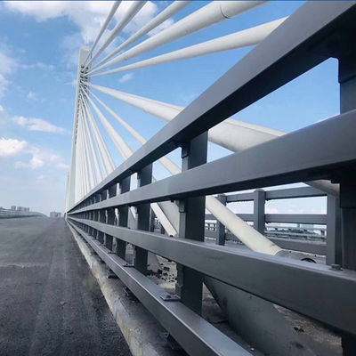 angepasste Farbe Highway Guardrail Brücke Guardrail mit Hot Dip Galvanized Stahl