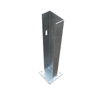 Hot-Dip Galvanized Highway Guardrail Flange Post für AASHTO M180 Außensicherheit