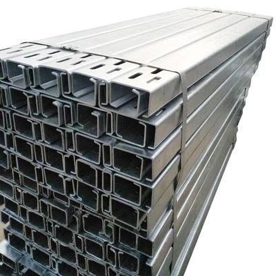 Hot Dip Galvanized Highway Guardrail mit C Post ISO9001 2008 zertifiziert