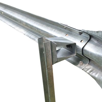 Highway Guardrail Spacer Heißverzinkte Stahlschutzgitter mit ISO9001 2008 Zertifizierung