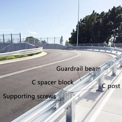ISO9001 2008 zertifizierte Warmdippverzinkte Wellstrahlerhütte für sichere Autobahnen