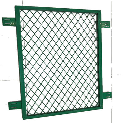Gerade Barriere Galvanisierter Metallzaun Anti-Blend Metal Mesh Zaun für die Autobahn
