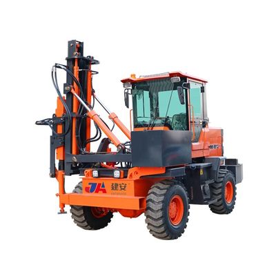 Maschine zum Antrieb von Bausteinen mit Hydraulik-Schutzgelände