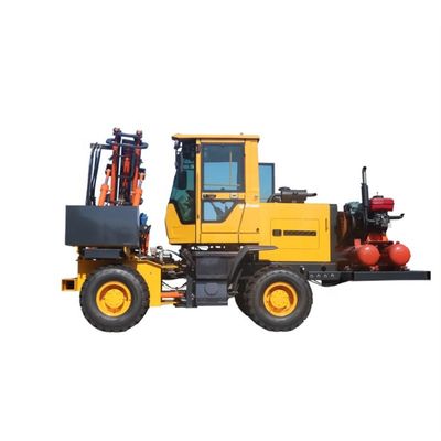 Maschine zum Antrieb von Bausteinen mit Hydraulik-Schutzgelände