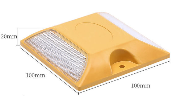 Straßenkegelzeichen Kunststoff-Straßenverkehrssicherheitsreflector Straßenstift 100X100X20mm für den Nutzen
