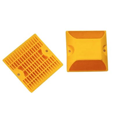 100X100X20mm Plastik-Katz-Augen reflektierender Straßenstift für die Straßenverkehrssicherheit auf dem chinesischen Markt