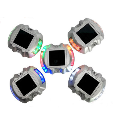 Aluminium PC Solar Road Stud mit rotem LED-Reflektor und Solarladekapazität