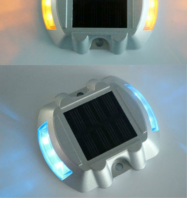 Aluminium PC Solar Road Stud mit rotem LED-Reflektor und Solarladekapazität