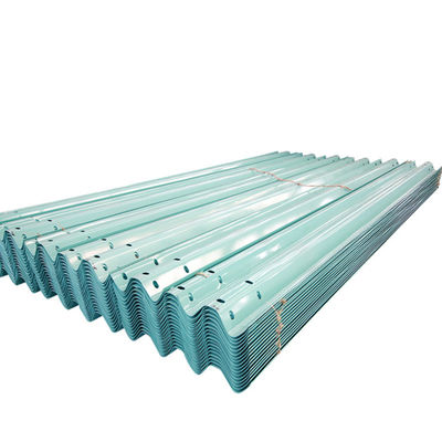 Zinkbeschichtung 550-600 g/m2 Wellbalken Straßenschutzrail Straßenschutzbarriere