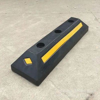 Hochsichtbare Gummibasis PE Kunststoff Verkehrskegel Verkehr mit langlebigem Material