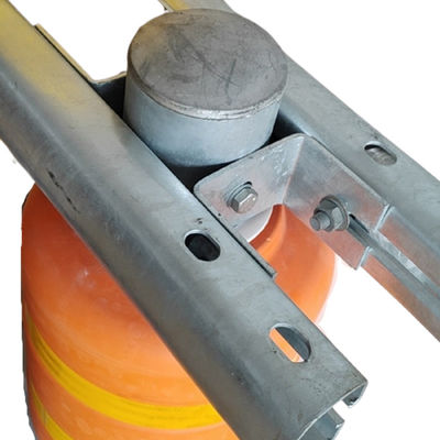 Highway Guardrail Roller Barrier mit und doppelten Q235 Stahlfässern und ISO-Zertifikat