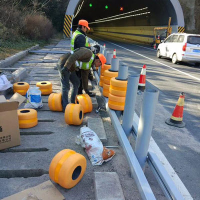 Highway Guardrail Roller Barrier mit und doppelten Q235 Stahlfässern und ISO-Zertifikat