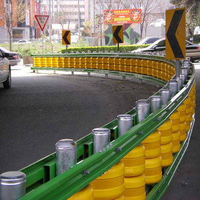 PU-Schaum-Kunststoff-Rollerfässer Design Gelbe Farbe Straßenseiten-Roller-Absturzbarriere