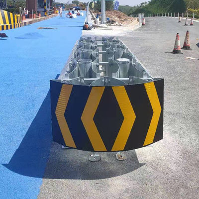 Galvanisiertes und pulverbeschichtetes Verkehrsschutzschild aus Stahl zur Sicherheit auf der Straße