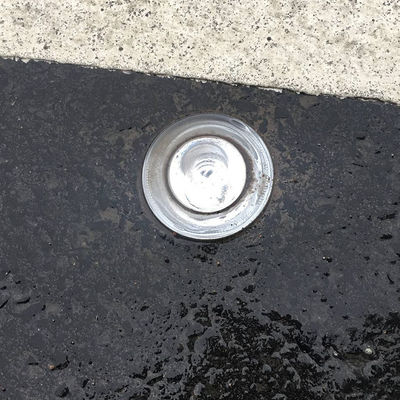 Maßgeschneiderter Glasstraßenreflector für die Sicherheit auf der Straße und eine verbesserte Sichtbarkeit