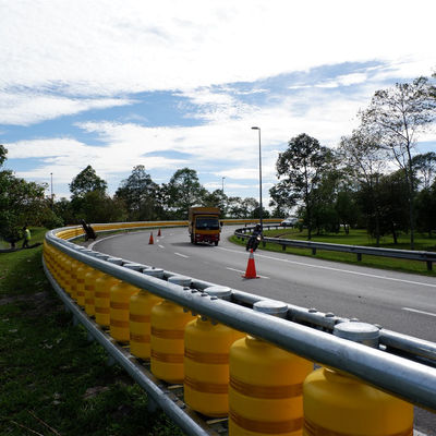 CE-Standard Rotary Guardrail EVA Anti-Climb Roller Barrier für die Sicherheit auf der Straße Gelb