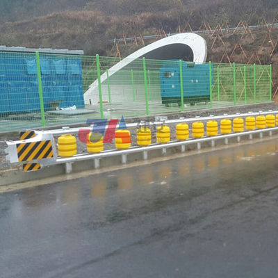 ISO9001 2008 Zertifizierte PU- und PVC-Highway Rotary Barrel Barrier