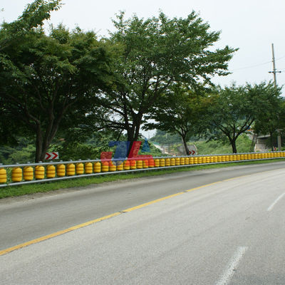 Straßenverkehrssicherheit Rotary Guardrail EVA/PU Schaumstofftrommelfass mit ISO9001 2008 Zertifizierung