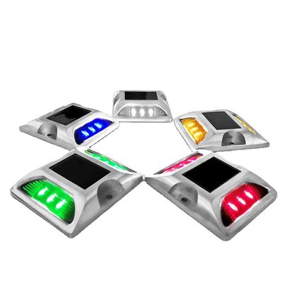 Flashing Light LED Solar Square Road Stud Erweiterte Lösung für Straßenverkehrssicherheit und -markierung