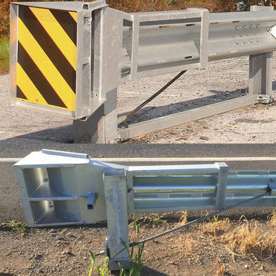 Straight Barrier Roadway Safety Galvanisierter W- und Thrie-Balken für die Straßenschutzleiste