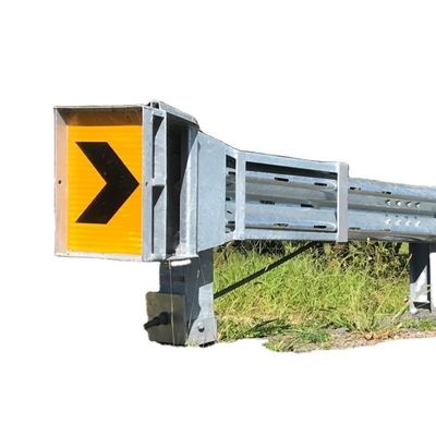 Verkehrsschranke verwendet Guard RailSKT350 Endes Highway Guardrail für den sicheren Straßenschutz