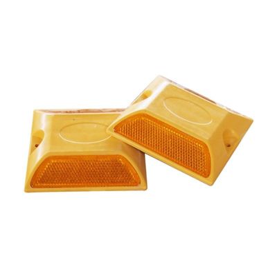 Straßenverkehrssicherheit Plastik-Quadratreflector Straßenstift mit roter LED-Farbe