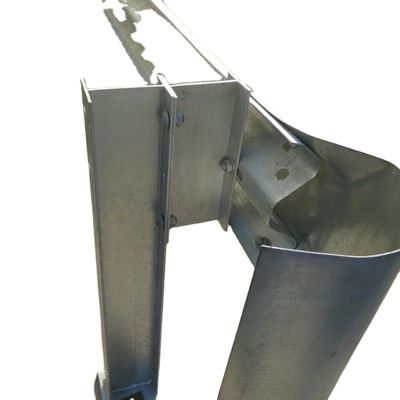 Q235 Q345 150*100*4,3*5,5 mm Warmtauchenverzinkte Straßenschutzgleise H-Stelle