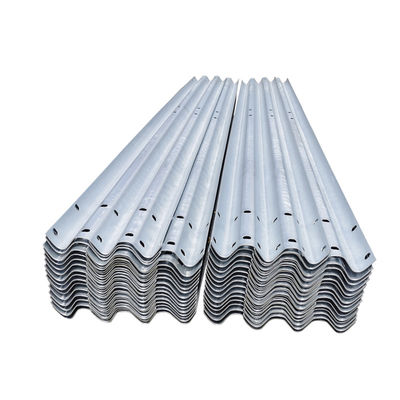 Galvanisierte W-Beam-Straßengitter mit CE/BV/ISO-Zertifikaten und AASHTO-Standard M-180