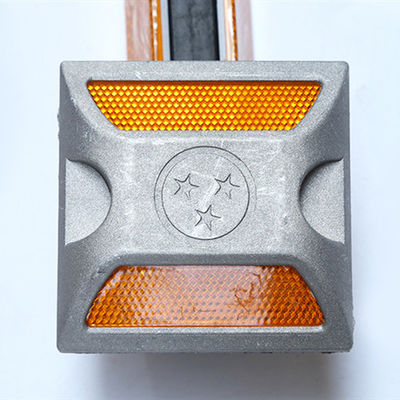Gelbe Quadrat Solar-Ground-Light-Straßen-Stud aus gegossenem Aluminiumlegiertem Kunststoff