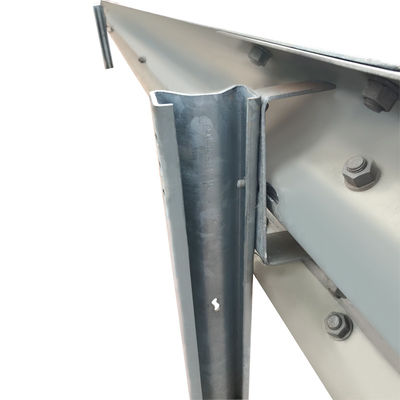 Galvanisierte Q235 SJ235R Stahl Straßengitter Sigma Post mit individuellem Design