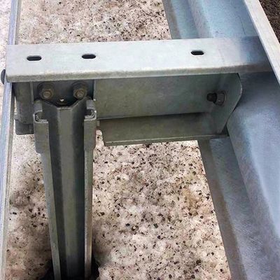 Warmgetränkte galvanisierte Stahlstraßengitter Sigma Post mit gerader Barriere