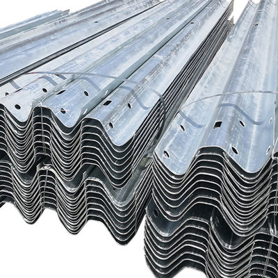 Warmverzinkte Kaltgewalzte Technologie Straßenschutzbarrieren mit Pulverbeschichtung