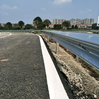 Hot Dip Galvanized Road Safety W Beam Highway Guardrail Stahlbarriere für die Straße