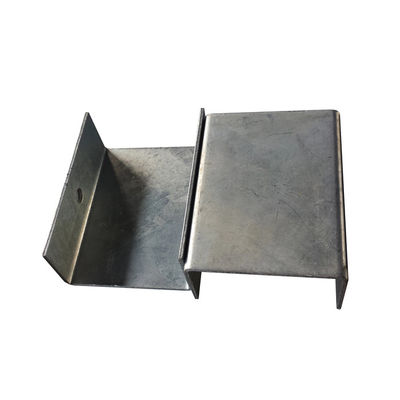 Hot-Dip Galvanized Steel Highway Guardrail Spacer mit W-Beam Anti-Korrosion