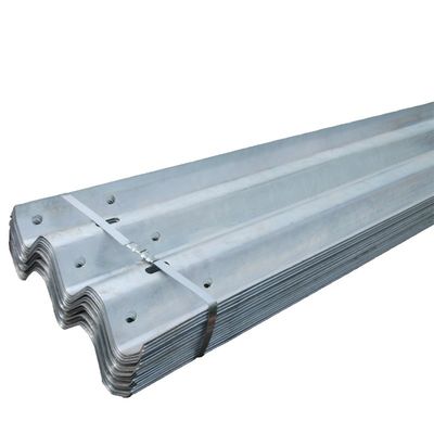 Galvanisierte Q235 Q345 W Walzbalken Metall Straßenschutzgelände