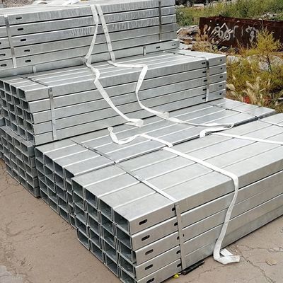 ISO9001 2008 Zertifizierte U-Post für Highway Guardrail in galvanisiertem Stahl