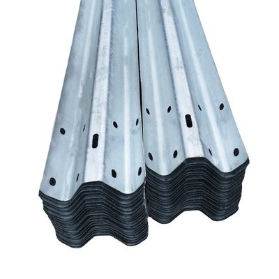 CE/BV/ISO 9001/ISO14001/ISO 18001 zertifizierte Straßenschutzgelände mit Q235 Q345 Material