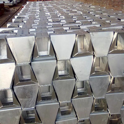 Maßgeschneiderte Verkehrsbarriere und Straßenschutzgelände mit Hot-Dip Galvanized Box Blocker