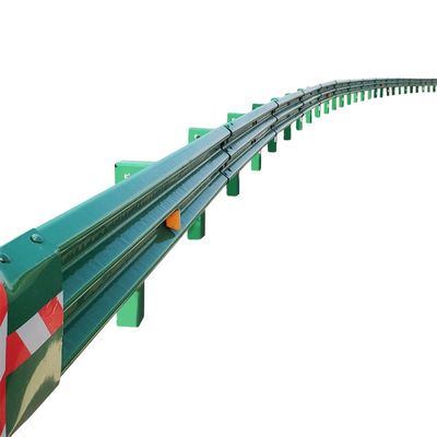 Straßenverkehrssicherheit und Verkehrsbarriere W-Gitter-Schutzgelände mit Zinkbeschichtung 550-600 g/m2
