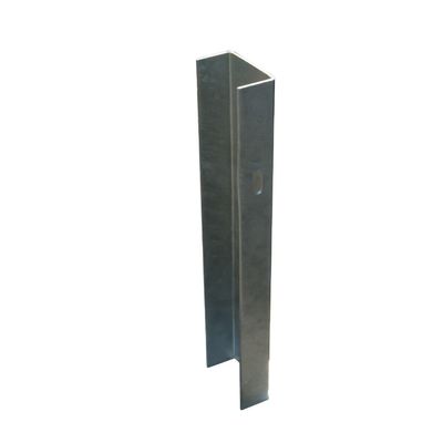 Highway Guardrail Hot Dip Galvanized U Post und U Spacer für die Straßenverkehrssicherheit Hot Dip Galvanized