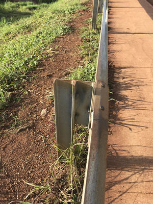 Highway Guardrail U Channel Stahlpost für AASHTO M-180 Hot Dip Galvanizing Verkauf