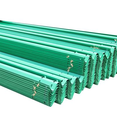 W-Beam Kunststoff-Highway Guardrail Crowd Control Barrier Fence für Kundenanforderungen