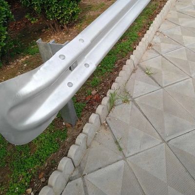 Hot Dip Galvanized Steel Guardrail Fischschwanz Ende mit ISO9001 2008 Zertifikat
