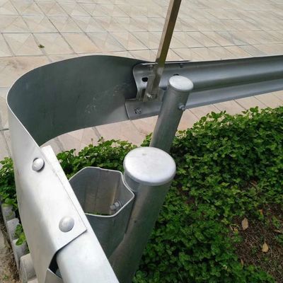 Pulverbeschichtete galvanisierte Straßenverkehrssicherheitsschutzgrille Pufferend für einen verbesserten Schutz