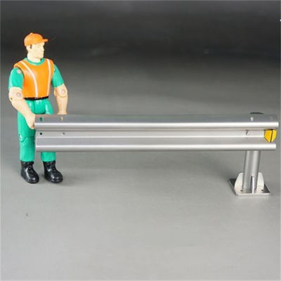 angepasste Größe W Balken Aashto M180 Galvanized Steel Highway Guardrail für die Verkehrssicherheit