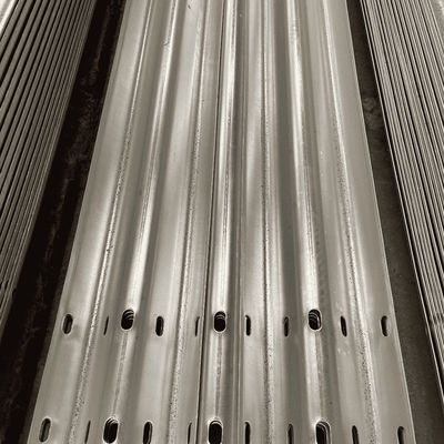 Q235 Q345 W Beam Aashto M180 Highway Guardrail mit CE/BV/ISO 14001 Zertifizierung