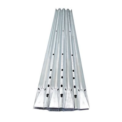 Pulverbeschichtete American Standard Highway Guardrail für die Straßenverkehrssicherheit in 550-600 g/m2 Zinkbeschichtung