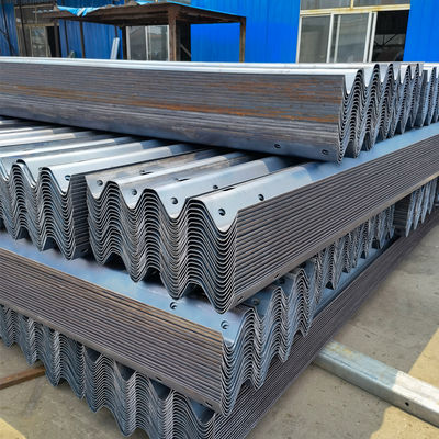 Highway Guardrail Verkehrsschranke mit AASHTO M-180 Standard und angepasste Farbe Option