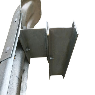ISO-zertifizierte Metall-Drei-Bügel-Straßengitter mit H-Stahl-Abstandsblock-Pulverbeschichtung